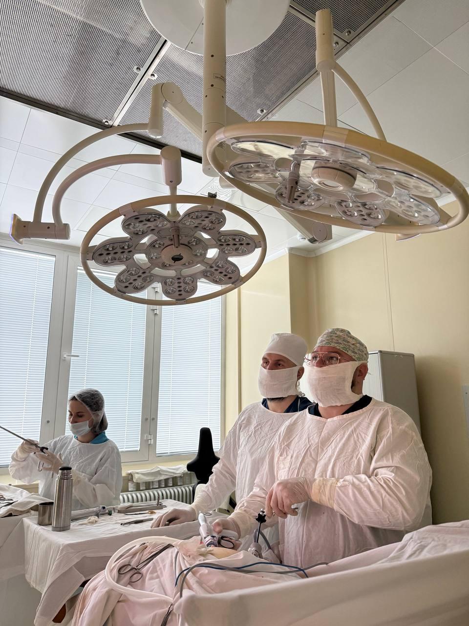 Сложный случай рака почки: лапароскопическая нефрэктомия при R.E.N.A.L. 10х в Ивановском онкодиспансере